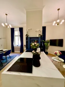 Elegant Apt Ku'damm | 3-Rooms • 90m² •Top-Location - Image 2