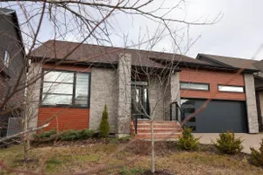 Spacious Family-Friendly House - Image 3