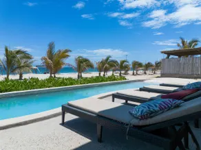 Casa Killa, row 1, Punta Sal, the most beautiful beach IA - Image 2