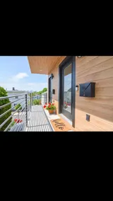 Luxurious Open-Concept Home with Skyline View - Image 4