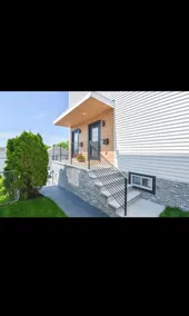 Luxurious Open-Concept Home with Skyline View - Image 3