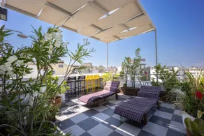 Glass Loft + Garden Studio | Sleeps 6 - Image 5