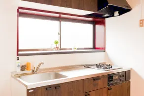 3 min walk from station | 3 bedrooms | 3 stops to Asakusa | Direct view of Skytree | Located in the city center | 2-story villa - Image 3