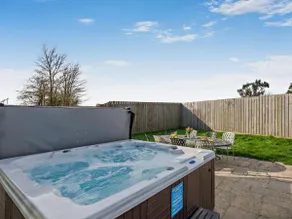 5 Bed in Wadebridge (oc-tbart) - Image 2