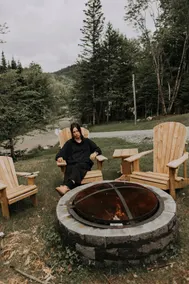 LUXE retreat | Spa • Lake/Kayak • Firepit • Arcade - Image 5