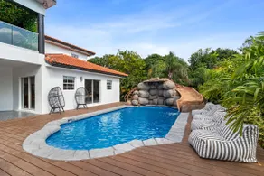 Glam Manor | Exclusive Mansion • Spa • Waterslide - Image 3