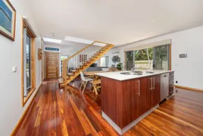 Summer Lane by Property Mums - Image 3