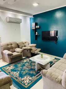 An elegant, luxury jewel with pool - Image 5
