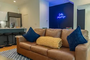 Cedars Condo| Rooftop Patio| Sleeps 6 - Image 5