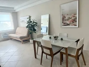 Prime Location Apartment - Image 2