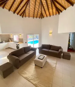 Lovely 3 bedroom, 2 bath, private pool, Kyrenia. - Image 3