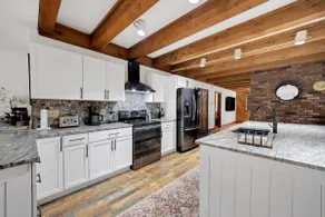 Private Pool and Hot Tub! Mins to Sebago Lake. - Image 3