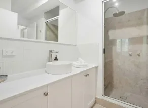 Modern East Perth | Private courtyard | Laundry - Image 2