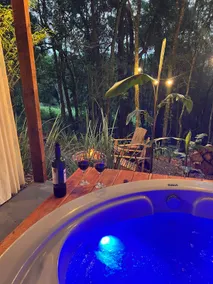 Cabin with exclusive decor and a whirlpool - Image 5