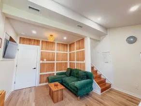 Stylish 2 BR, Steps to the Ocean - Image 2