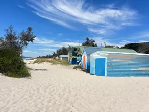 McCrae Beachfront Vacation Home - 4 Bedrooms - Image 3