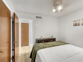 Spacious Casa 3 Bedroom near Airport/Fountains - Image 4