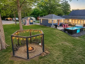 Year-Round Heated Pool - Hot Tub - Fire Pit - Image 2