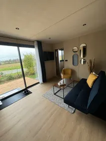 Independent zen accommodation with garden + parking - Image 3