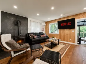 New Build Cottage By River l Hot Tub - Image 2