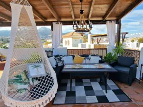 Terrace overlooking the sea - Image 2