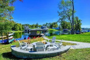 Lake Anna Lakefront | Hot Tub, Boat Dock, Beach - Image 3