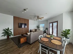 Midtown modern retreat! - Image 5
