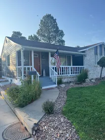 Modern 4BR Home w/ 2 King Beds near Golf Course - Image 2