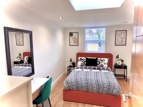 Elegant One Bedroom Flat 30 min Central London/TV - Image 2