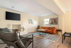 Luxury 5 Bedroom 3 Bathroom home - Image 5