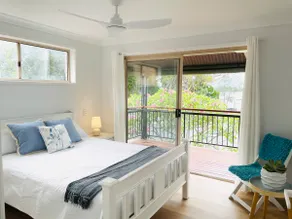 Tideview House -Waterfront, 3 bedroom Home - Image 5