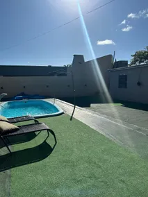 House with heated pool • volleyball court - Image 5