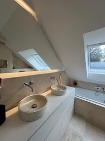 Modern Cozy Penthouse Close to the Palace - Image 4