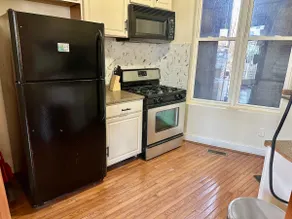 Plush 3 BED/2 Bath Near Howard U/96% Walk Score - Image 4