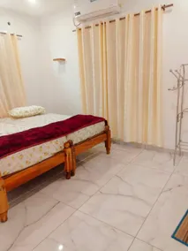 Beach access private cottage near marari - Image 2