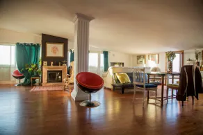 Eclectic loft with terrace - Image 2