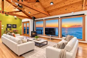 oceanfront sanctuary michelin-adjacent & 180° vie - Image 2