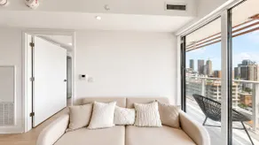 Urban Gem, 3 Mins to Wellesley Station, Balcony - Image 5