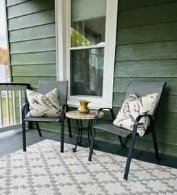Garden house: cozy comfort in quiet neighborhood - Image 4