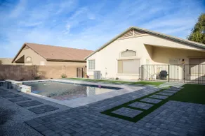 Casita de Surprise - Image 2