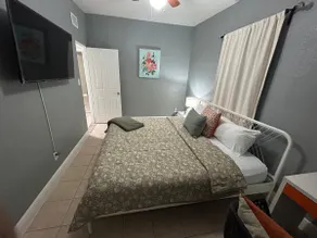 Pet Welcome / House with WiFi & Parking. - Image 5