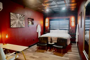 Farm Guest House 7 mi. from O.U.- Pet Friendly! - Image 5