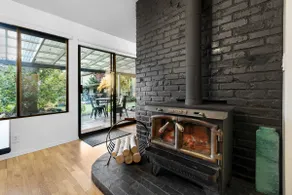 Ranch house in Bridal Trails - Image 5