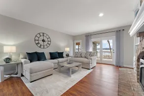 Luxury Home on Private Lake in Plymouth - Image 4