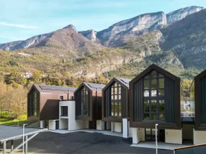 Alpine Suite, scent of wood and total relaxation - Image 2