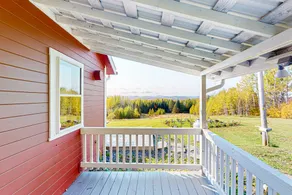 2BR house mountain views, large yard, firepit - Image 3