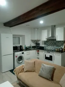 Small duplex house - Image 4