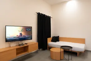 Big Pvt. Modern Condo w/Patio - Image 3