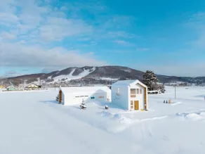 Walk to Golf & Ski | BBQ | Stunning Living - Image 5