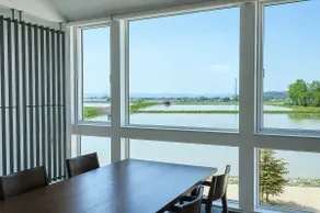 Walk to Golf & Ski | BBQ | Stunning Living - Image 2